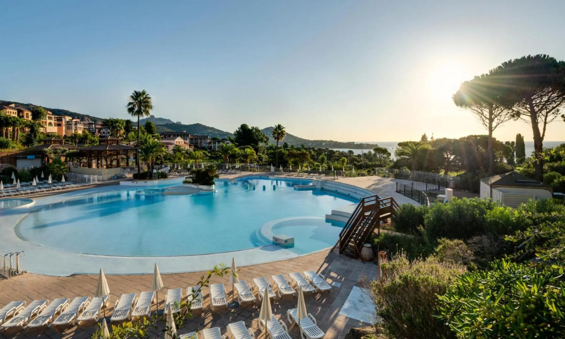 Residence Le Hameau De Cap Esterel - Maeva Home - Appartement 2 Pieces 5 Personnes - Confort Mae-5664 Saint-Raphael  0*, Saint-Raphael (Var)